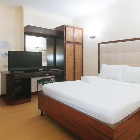 Bliss Hotel Dau Mabalacat Exteriér fotografie