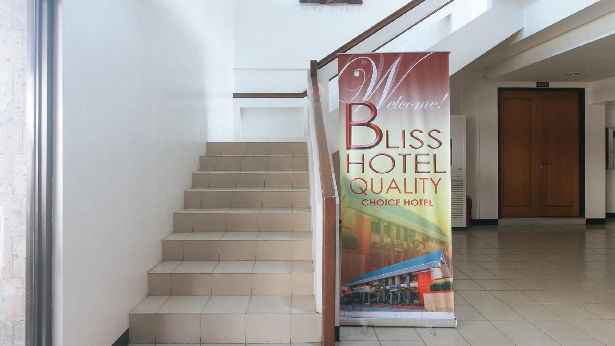 Bliss Hotel Dau Mabalacat Exteriér fotografie