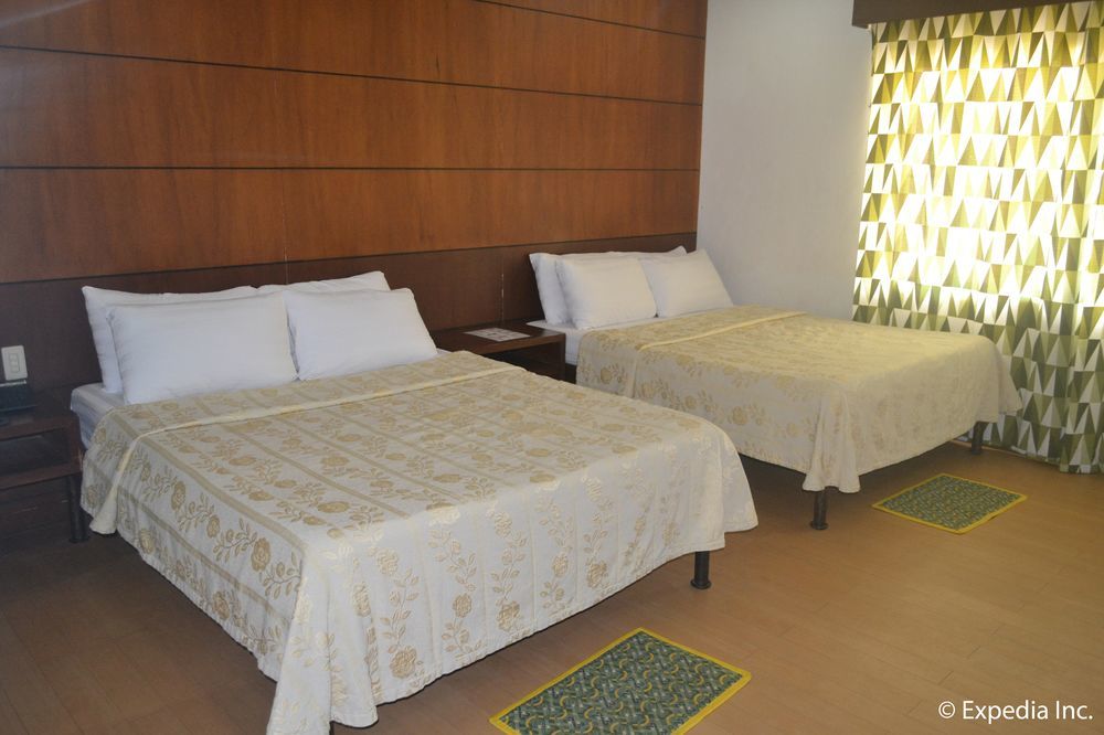 Bliss Hotel Dau Mabalacat Exteriér fotografie