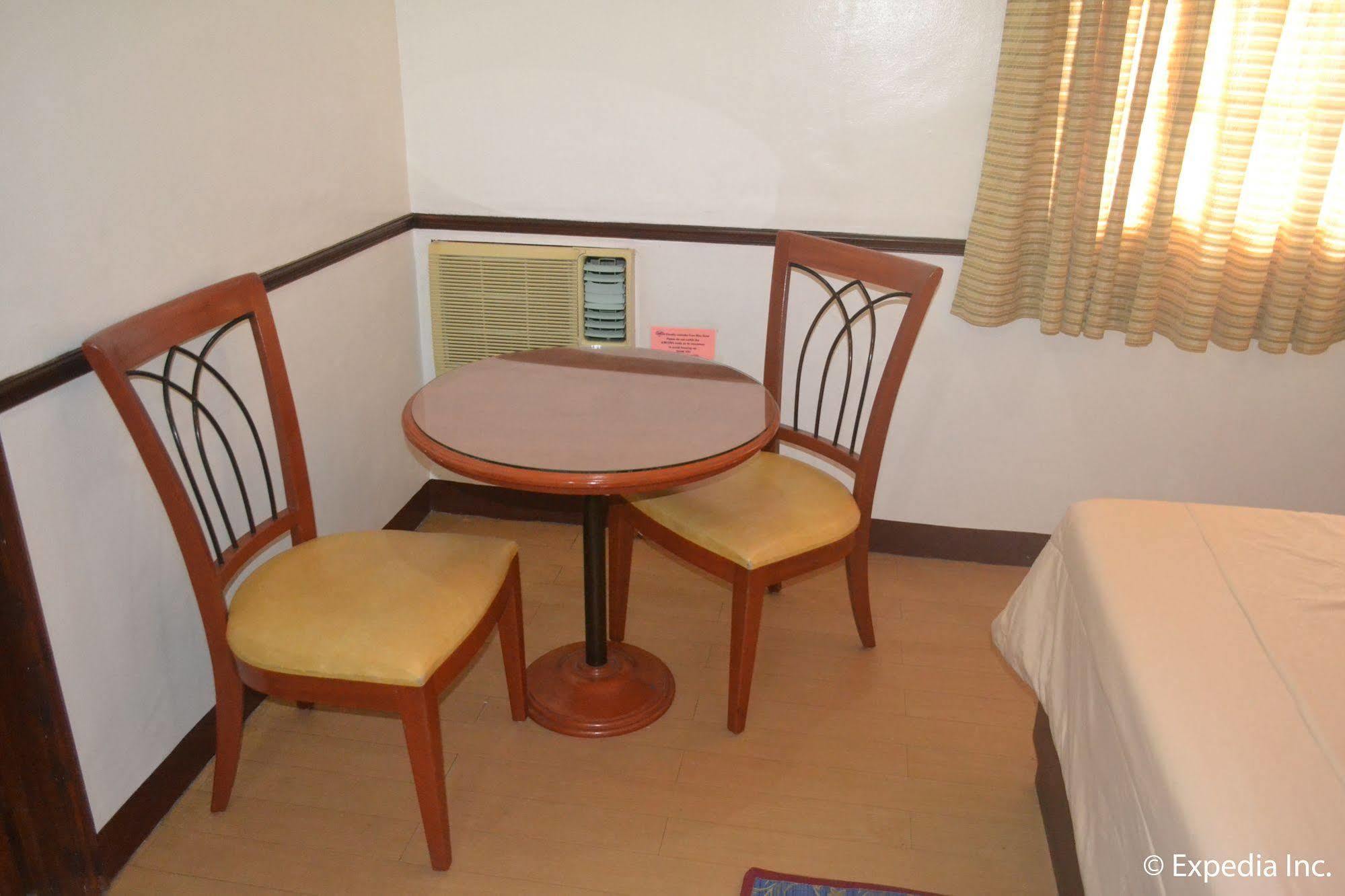 Bliss Hotel Dau Mabalacat Exteriér fotografie