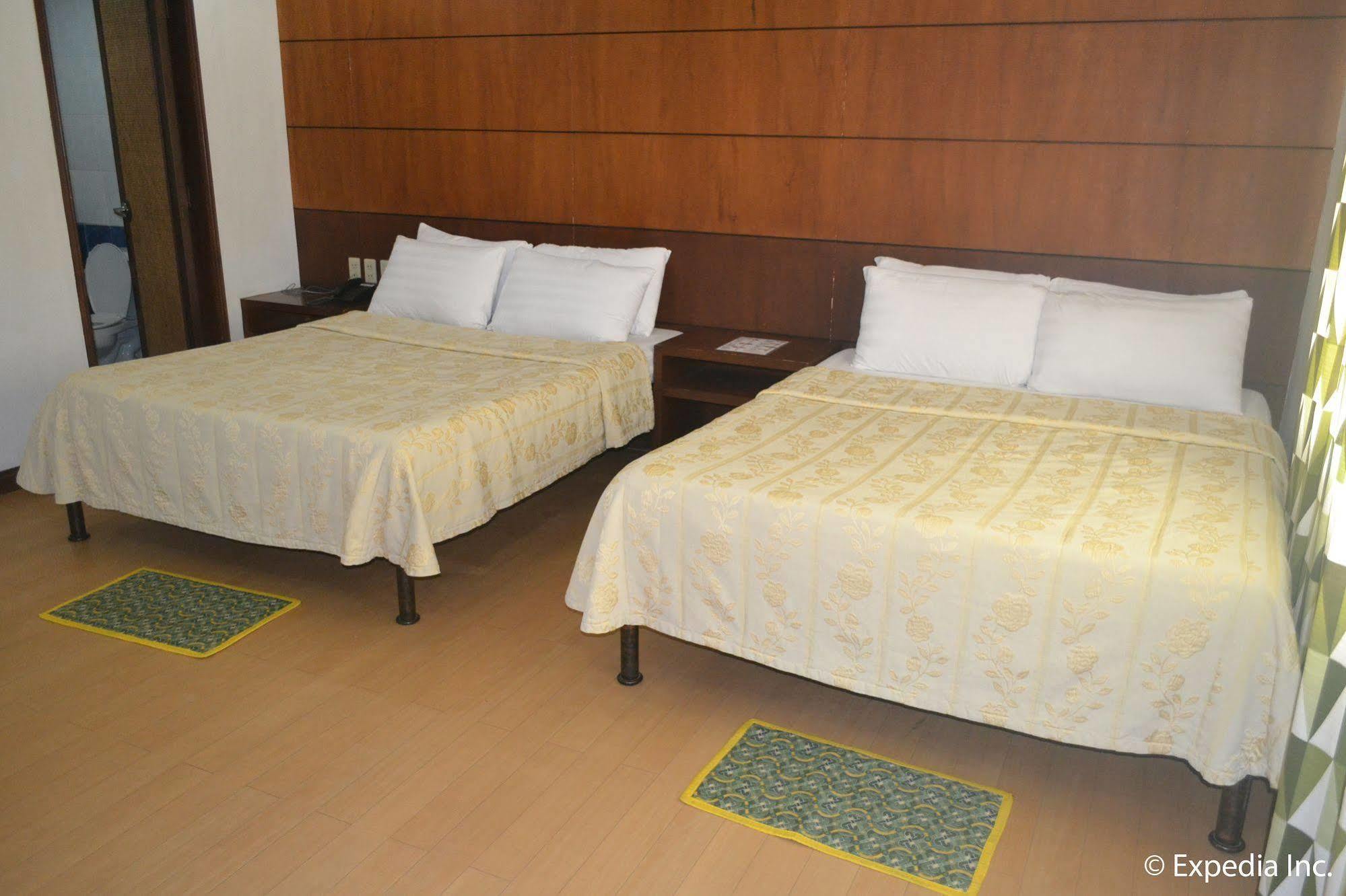 Bliss Hotel Dau Mabalacat Exteriér fotografie
